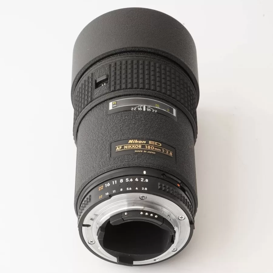 NİKON ED AF NIKKOR 180mm1:2,8 D LENS
